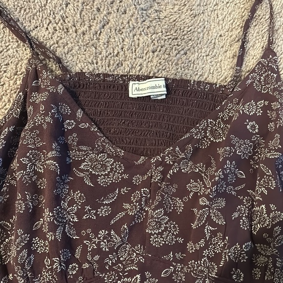 Adjustable spaghetti strap purple floral tank top Abercrombie & Fitch - Picture 2 of 3